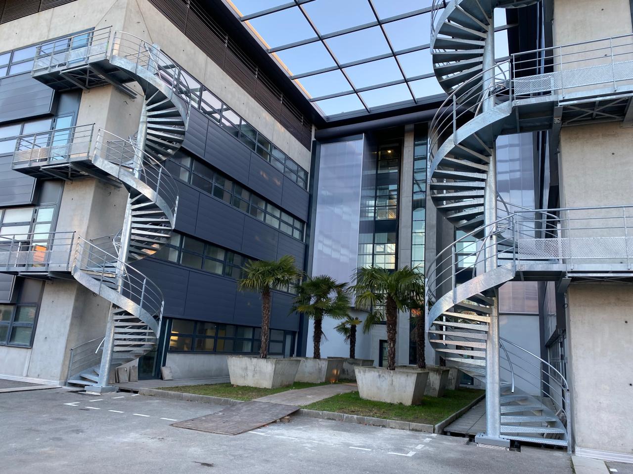 Bureau Blagnac 2451m² Location bureau Blagnac Haute-Garonne OLBUR2421532 6